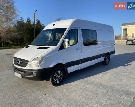 Белый Мерседес Sprinter, объемом двигателя 2.99 л и пробегом 200 тыс. км за 15000 $, фото 1 на Automoto.ua
