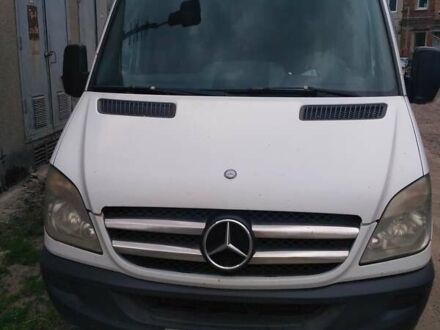 Белый Мерседес Sprinter, объемом двигателя 2.2 л и пробегом 600 тыс. км за 13600 $, фото 1 на Automoto.ua