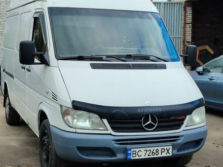 Белый Мерседес Sprinter, объемом двигателя 2.15 л и пробегом 100 тыс. км за 7399 $, фото 1 на Automoto.ua
