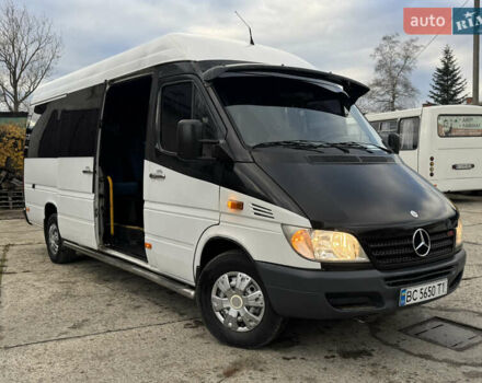 Білий Мерседес Sprinter, об'ємом двигуна 2.7 л та пробігом 450 тис. км за 9700 $, фото 1 на Automoto.ua