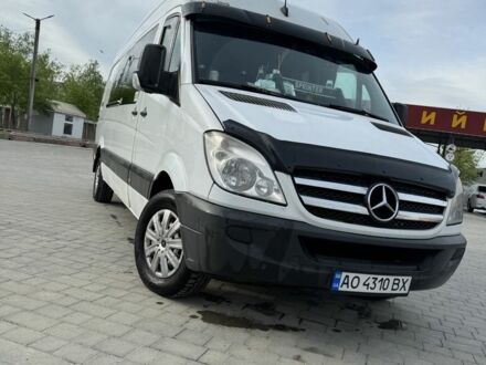 Білий Мерседес Sprinter, об'ємом двигуна 2.1 л та пробігом 700 тис. км за 13000 $, фото 1 на Automoto.ua