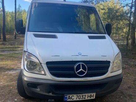 Белый Мерседес Sprinter, объемом двигателя 2.15 л и пробегом 500 тыс. км за 8000 $, фото 1 на Automoto.ua