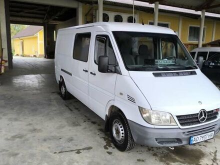 Белый Мерседес Sprinter, объемом двигателя 0 л и пробегом 299 тыс. км за 9500 $, фото 1 на Automoto.ua