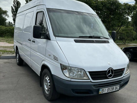 Белый Мерседес Sprinter, объемом двигателя 2.7 л и пробегом 547 тыс. км за 9600 $, фото 1 на Automoto.ua