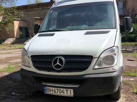 Мерседес Sprinter 2006 в Чутове на Automoto.ua Белый Мерседес Sprinter, объемом двигателя 2.1 л и пробегом 500 тыс. км за 10000 $, фото 1 на Automoto.ua
