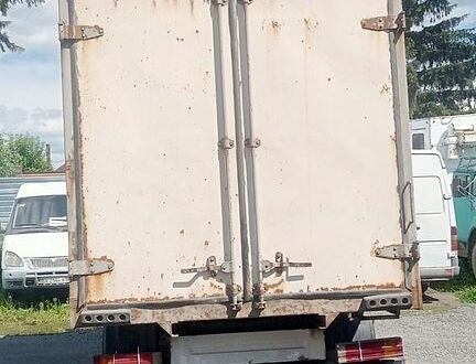 Білий Мерседес Sprinter, об'ємом двигуна 2.69 л та пробігом 570 тис. км за 16000 $, фото 1 на Automoto.ua