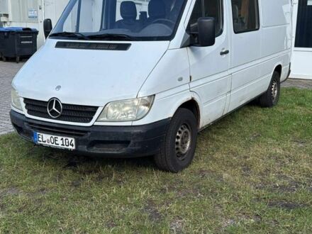 Білий Мерседес Sprinter, об'ємом двигуна 0 л та пробігом 240 тис. км за 3500 $, фото 1 на Automoto.ua