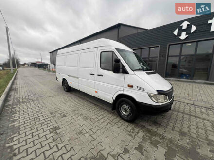 Белый Мерседес Sprinter, объемом двигателя 2.15 л и пробегом 600 тыс. км за 10750 $, фото 1 на Automoto.ua