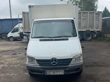 Білий Мерседес Sprinter, об'ємом двигуна 2.69 л та пробігом 450 тис. км за 10300 $, фото 1 на Automoto.ua