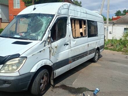Белый Мерседес Sprinter, объемом двигателя 2.1 л и пробегом 198 тыс. км за 5000 $, фото 1 на Automoto.ua
