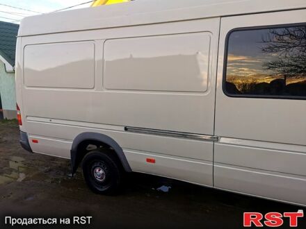 Білий Мерседес Sprinter, об'ємом двигуна 2.7 л та пробігом 600 тис. км за 14500 $, фото 1 на Automoto.ua