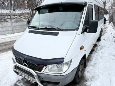 Білий Мерседес Sprinter, об'ємом двигуна 2.7 л та пробігом 256 тис. км за 16024 $, фото 1 на Automoto.ua