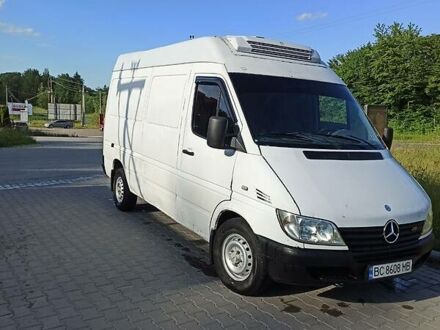 Білий Мерседес Sprinter, об'ємом двигуна 2.2 л та пробігом 220 тис. км за 4600 $, фото 1 на Automoto.ua