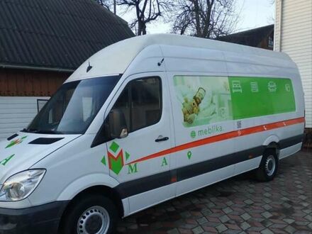 Белый Мерседес Sprinter, объемом двигателя 2.23 л и пробегом 330 тыс. км за 14200 $, фото 1 на Automoto.ua