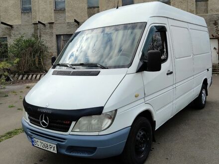 Белый Мерседес Sprinter, объемом двигателя 2.15 л и пробегом 100 тыс. км за 7499 $, фото 1 на Automoto.ua