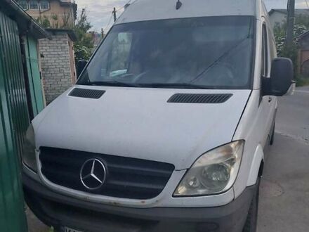 Мерседес Sprinter 2006 в Киеве на Automoto.ua Белый Мерседес Sprinter, объемом двигателя 0 л и пробегом 750 тыс. км за 8000 $, фото 1 на Automoto.ua