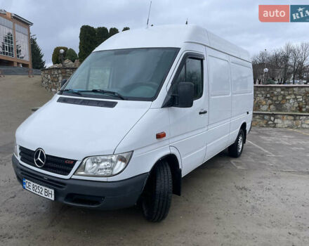 Белый Мерседес Sprinter, объемом двигателя 2.7 л и пробегом 890 тыс. км за 9999 $, фото 1 на Automoto.ua