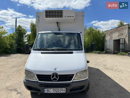 Белый Мерседес Sprinter, объемом двигателя 2.15 л и пробегом 640 тыс. км за 12100 $, фото 1 на Automoto.ua