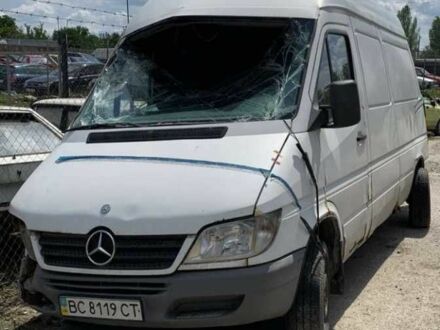 Білий Мерседес Sprinter, об'ємом двигуна 2.1 л та пробігом 250 тис. км за 1999 $, фото 1 на Automoto.ua