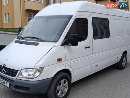 Белый Мерседес Sprinter, объемом двигателя 2.7 л и пробегом 580 тыс. км за 11900 $, фото 1 на Automoto.ua