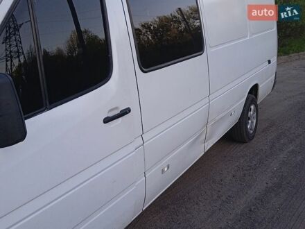 Белый Мерседес Sprinter, объемом двигателя 2.2 л и пробегом 85 тыс. км за 8500 $, фото 1 на Automoto.ua