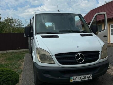 Белый Мерседес Sprinter, объемом двигателя 2.15 л и пробегом 657 тыс. км за 8000 $, фото 1 на Automoto.ua