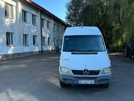 Білий Мерседес Sprinter, об'ємом двигуна 2.15 л та пробігом 440 тис. км за 12500 $, фото 1 на Automoto.ua