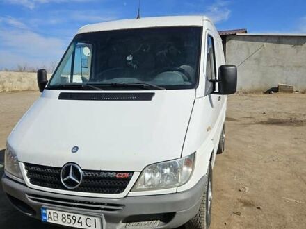 Мерседес Sprinter 2006 в Томашполе на Automoto.ua Белый Мерседес Sprinter, объемом двигателя 2.15 л и пробегом 500 тыс. км за 6500 $, фото 1 на Automoto.ua