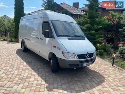 Белый Мерседес Sprinter, объемом двигателя 2.7 л и пробегом 238 тыс. км за 22500 $, фото 1 на Automoto.ua