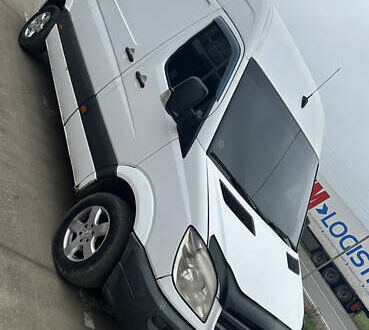 Белый Мерседес Sprinter, объемом двигателя 2.1 л и пробегом 150 тыс. км за 13000 $, фото 1 на Automoto.ua