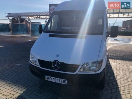 Белый Мерседес Sprinter, объемом двигателя 2.15 л и пробегом 360 тыс. км за 6100 $, фото 1 на Automoto.ua