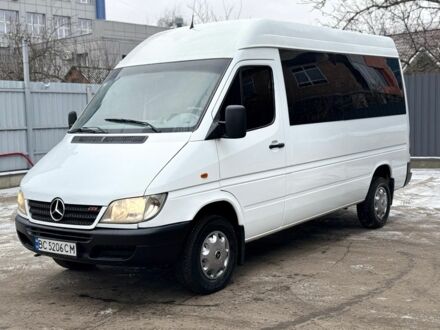 Білий Мерседес Sprinter, об'ємом двигуна 2.2 л та пробігом 350 тис. км за 9500 $, фото 1 на Automoto.ua