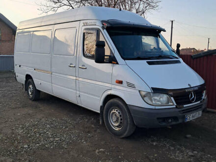 Белый Мерседес Sprinter, объемом двигателя 2.2 л и пробегом 644 тыс. км за 13700 $, фото 1 на Automoto.ua