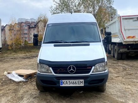 Білий Мерседес Sprinter, об'ємом двигуна 2.1 л та пробігом 327 тис. км за 13270 $, фото 1 на Automoto.ua