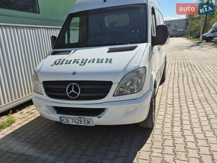 Белый Мерседес Sprinter, объемом двигателя 2.15 л и пробегом 550 тыс. км за 8300 $, фото 1 на Automoto.ua