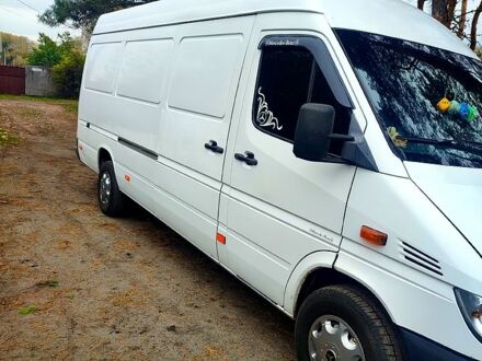 Білий Мерседес Sprinter, об'ємом двигуна 2.1 л та пробігом 0 тис. км за 10000 $, фото 1 на Automoto.ua