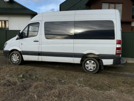 Белый Мерседес Sprinter, объемом двигателя 0 л и пробегом 666 тыс. км за 10100 $, фото 1 на Automoto.ua