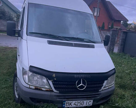 Білий Мерседес Sprinter, об'ємом двигуна 2.69 л та пробігом 4 тис. км за 7500 $, фото 1 на Automoto.ua