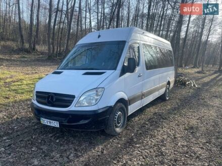 Белый Мерседес Sprinter, объемом двигателя 2.99 л и пробегом 710 тыс. км за 10900 $, фото 1 на Automoto.ua