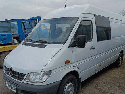 Мерседес Sprinter 2006 в Черновцах на Automoto.ua Белый Мерседес Sprinter, объемом двигателя 2.7 л и пробегом 500 тыс. км за 11000 $, фото 1 на Automoto.ua