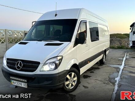 Белый Мерседес Sprinter, объемом двигателя 2.2 л и пробегом 370 тыс. км за 13000 $, фото 1 на Automoto.ua