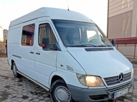 Белый Мерседес Sprinter, объемом двигателя 2.15 л и пробегом 643 тыс. км за 6500 $, фото 1 на Automoto.ua