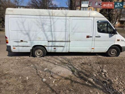 Белый Мерседес Sprinter, объемом двигателя 2.15 л и пробегом 500 тыс. км за 6000 $, фото 1 на Automoto.ua