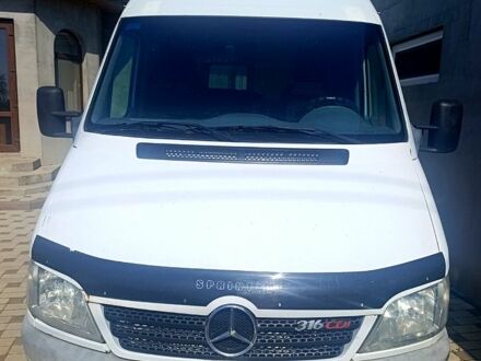 Белый Мерседес Sprinter, объемом двигателя 2.7 л и пробегом 440 тыс. км за 7800 $, фото 1 на Automoto.ua