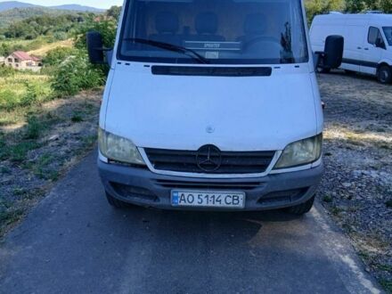 Белый Мерседес Sprinter, объемом двигателя 0 л и пробегом 500 тыс. км за 5215 $, фото 1 на Automoto.ua