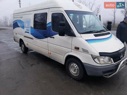 Мерседес Sprinter 2006 в Киеве на Automoto.ua Белый Мерседес Sprinter, объемом двигателя 2.69 л и пробегом 590 тыс. км за 12300 $, фото 1 на Automoto.ua
