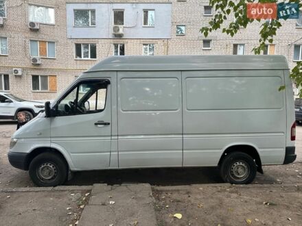 Белый Мерседес Sprinter, объемом двигателя 2.15 л и пробегом 540 тыс. км за 9999 $, фото 1 на Automoto.ua