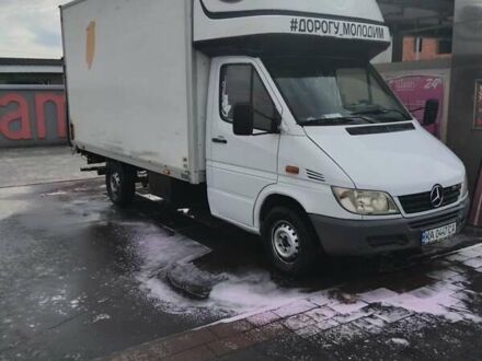 Мерседес Sprinter 2006 у Хусте на Automoto.ua Білий Мерседес Sprinter, об'ємом двигуна 2.7 л та пробігом 790 тис. км за 11300 $, фото 1 на Automoto.ua