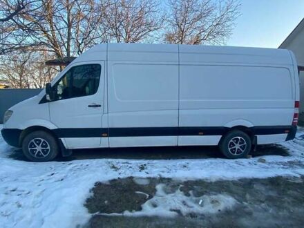 Белый Мерседес Sprinter, объемом двигателя 0 л и пробегом 492 тыс. км за 10600 $, фото 1 на Automoto.ua