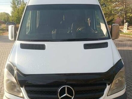 Белый Мерседес Sprinter, объемом двигателя 2.15 л и пробегом 619 тыс. км за 12300 $, фото 1 на Automoto.ua